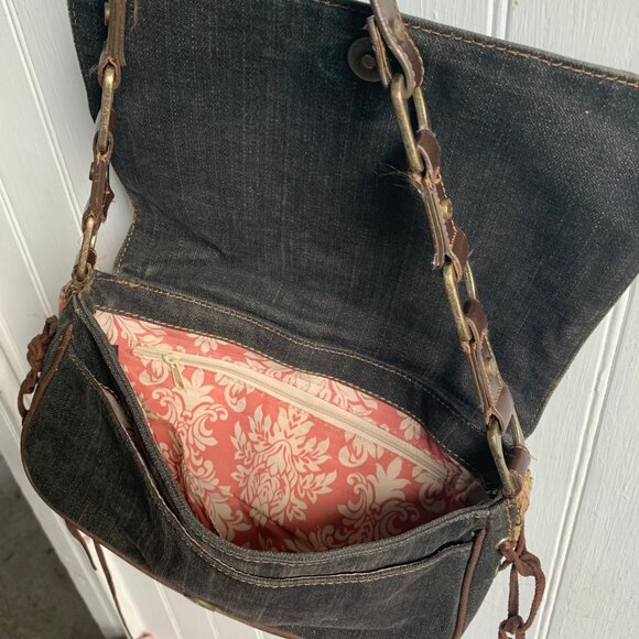 Vintage Y2K Guess Denim Shoulder Bag Spell Out Logo Rhinestones FLAW READ Brass - Picture 10 of 14